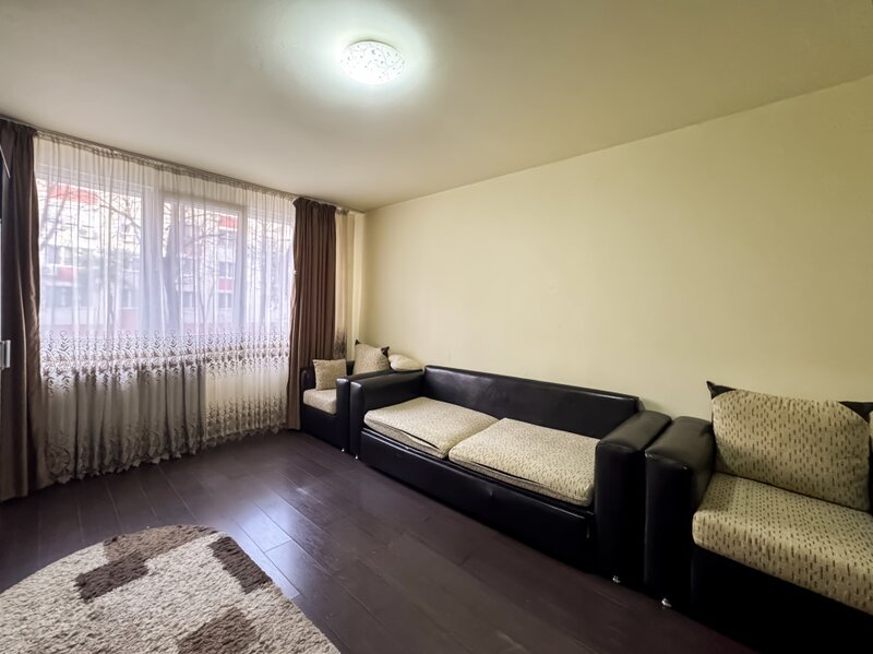 Giurgiului- Drumul Gazarului. Garsoniera decomandata.