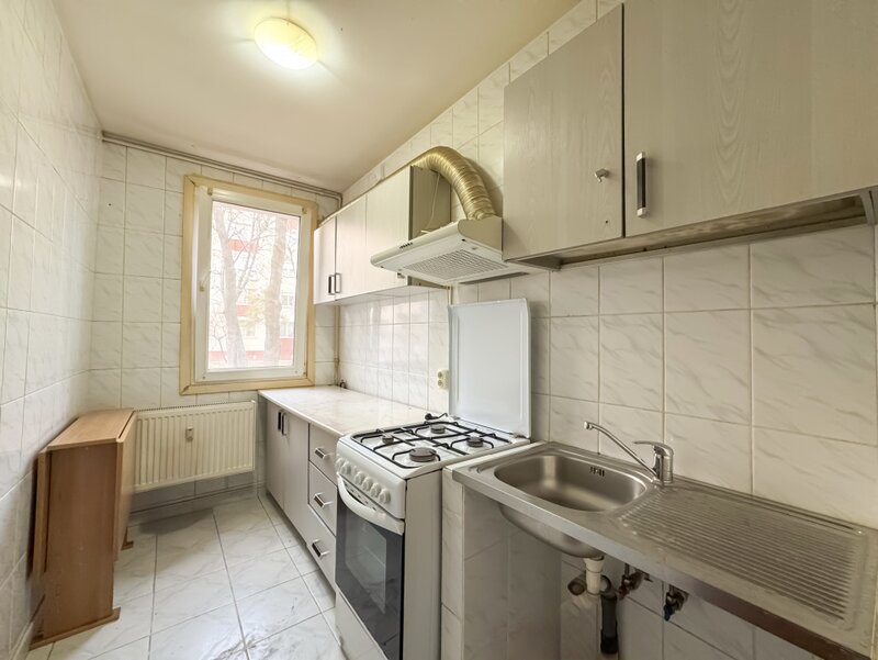 Giurgiului- Drumul Gazarului. Garsoniera decomandata.